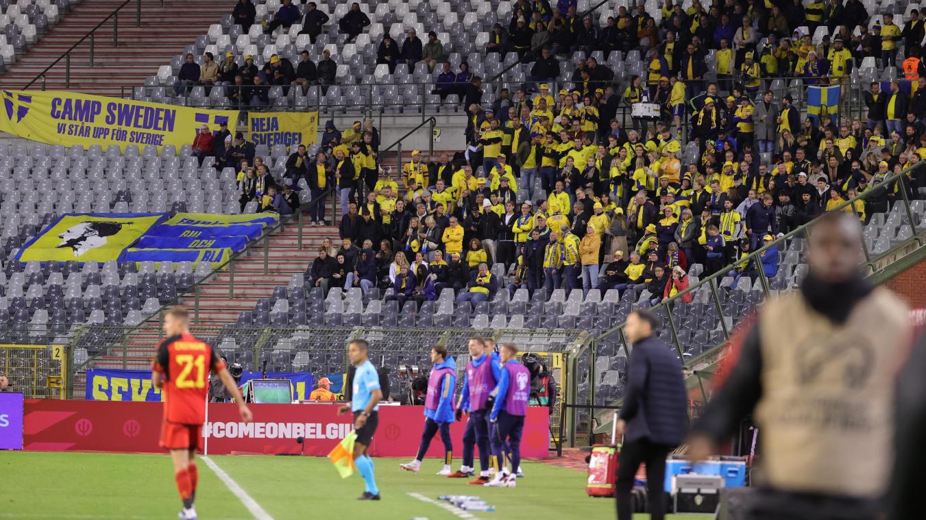 <p>Belgien-Schweden abgebrochen: Fans dürfen Stadion verlassen</p>
