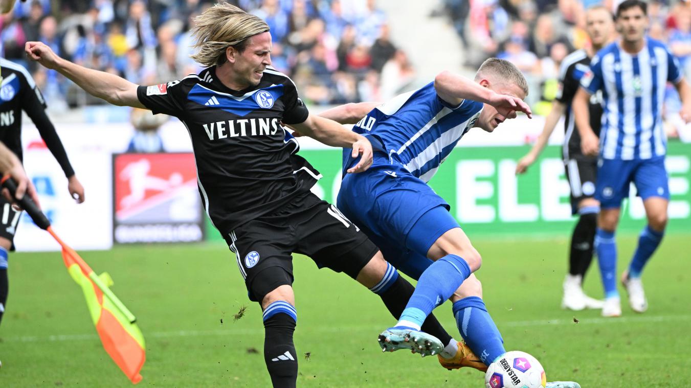 <p>Schalke geht bei Debüt von Karel Geraerts unter</p>
