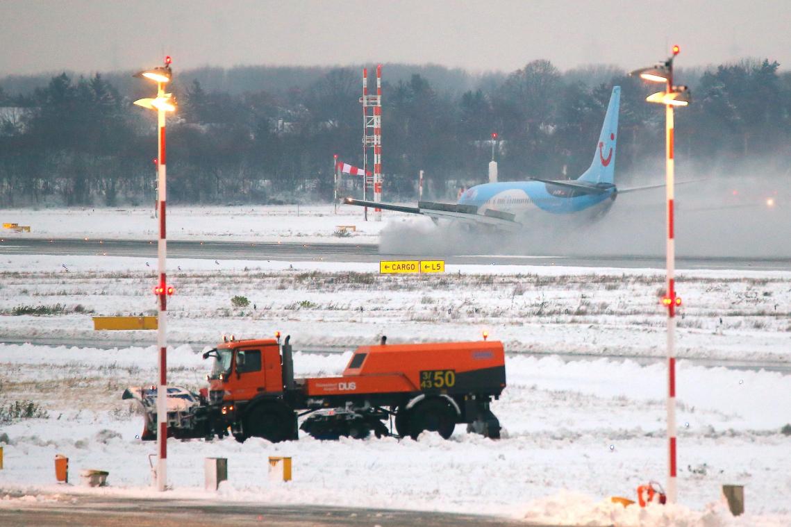 <p>Schneechaos sorgt auch am Flughafen Frankfurt für Verzögerungen</p>
