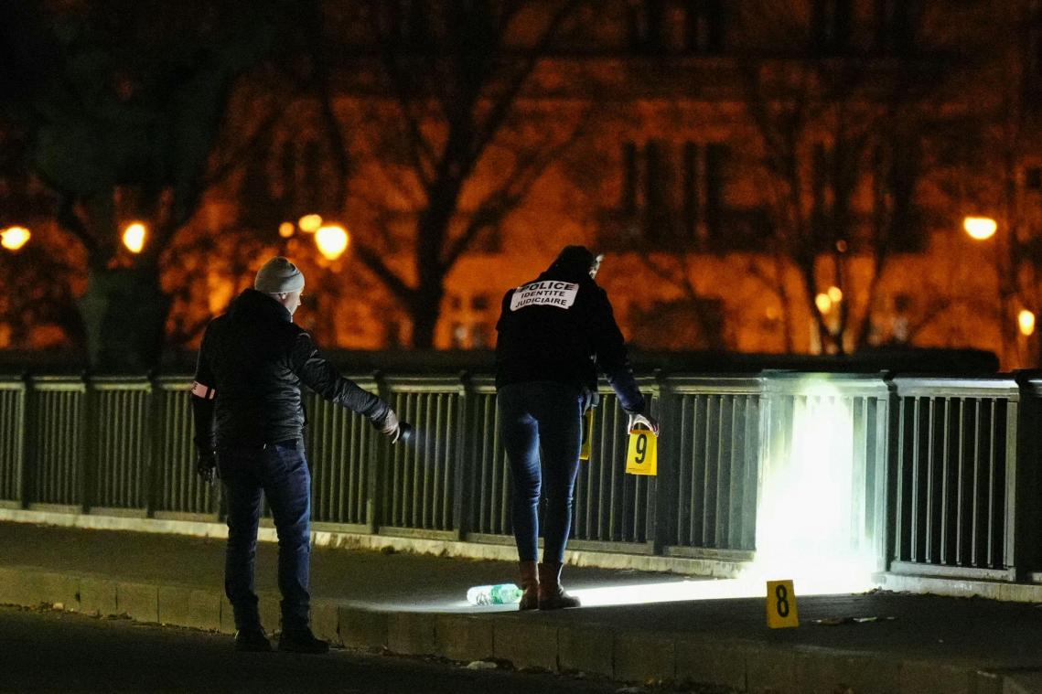 <p>Deutscher Tourist bei mutmaßlicher Terror-Attacke in Paris getötet</p>
