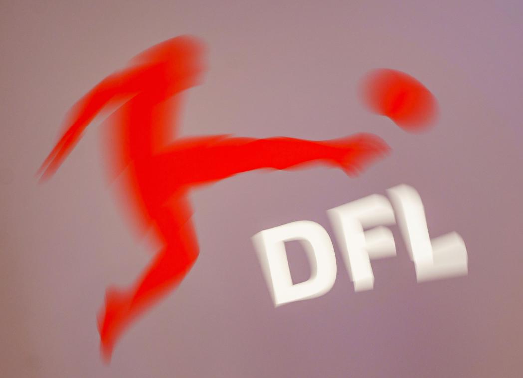 <p>Die Deutsche Fußball Liga hat von den Vertretern der 36 Profivereine die notwendige Zustimmung für den geplanten Einstieg eines Investors erhalten.</p>