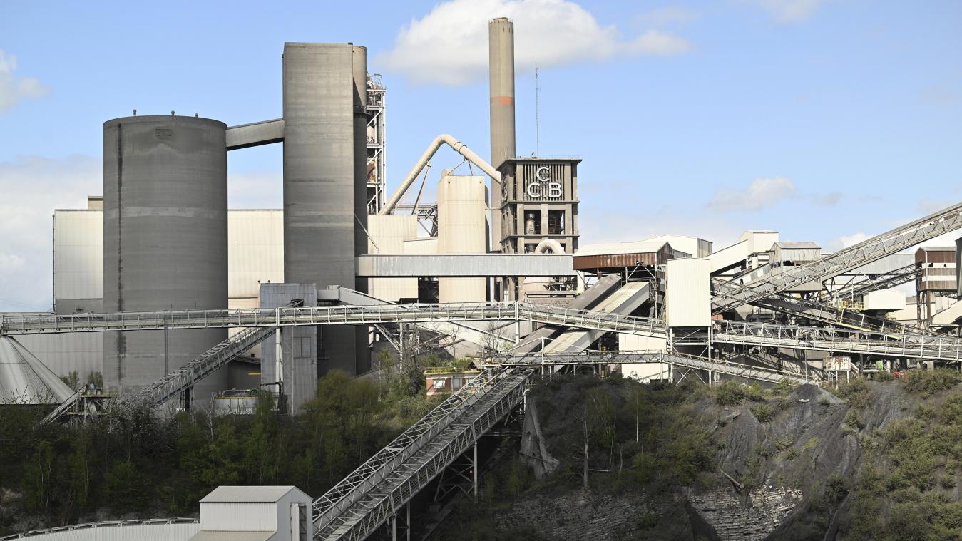 <p>Der belgische Zementhersteller CCB visiert eine drastische Reduktion der Emissionen an.</p>