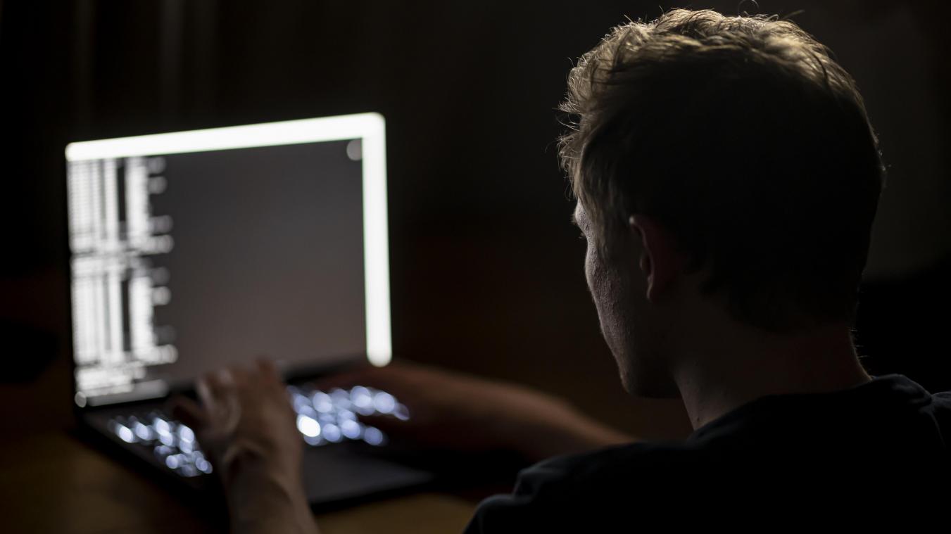 <p>Hacker legten den größten Mobilfunkanbieter der Ukraine lahm.</p>