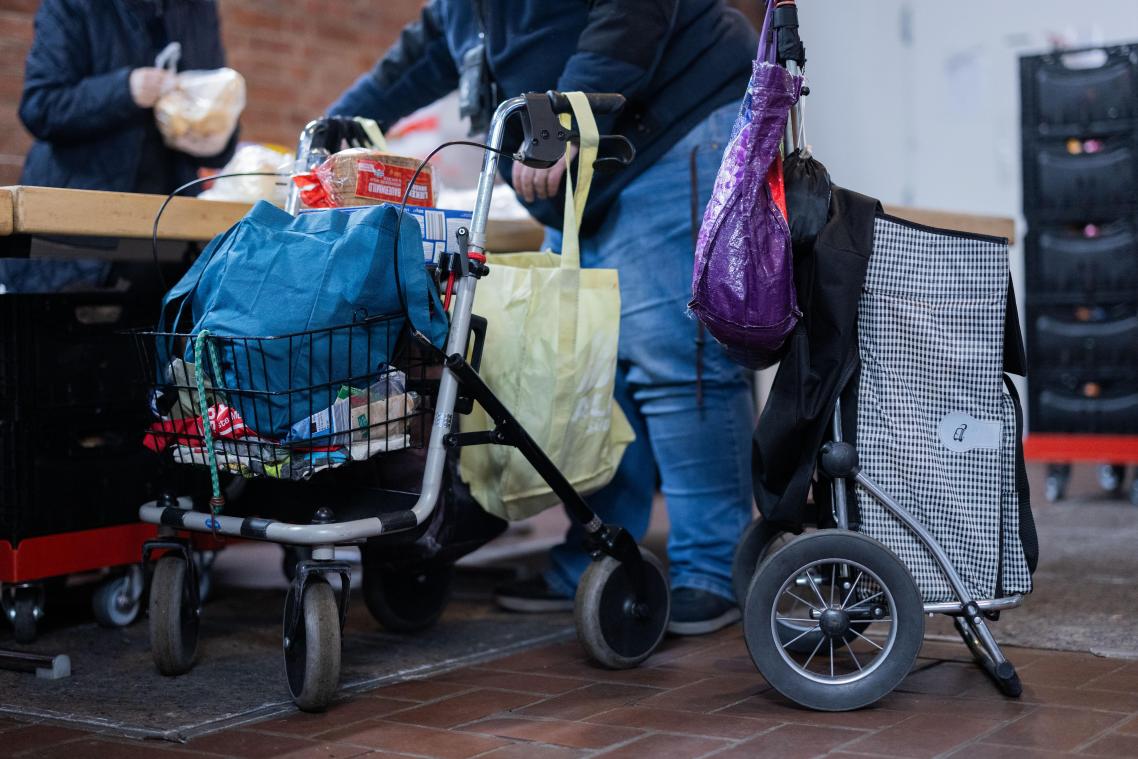 <p>Viele Menschen in der Wallonie – vor allem aber Frauen – kommen finanziell nicht über die Runden. Das geht aus einer Umfrage von Solidaris hervor.</p>
