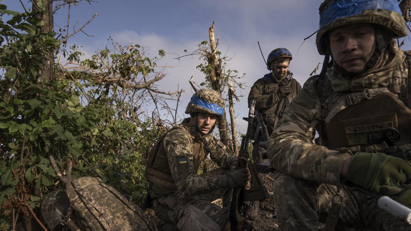 <p>Ukrainische Soldaten der 3. Sturmbrigade sind an der Frontlinie in der Nähe von Andrijewka im Einsatz.</p>