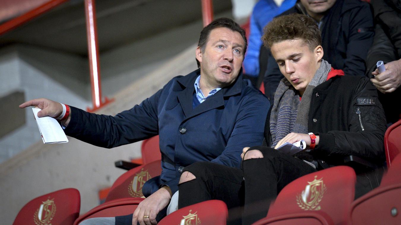 <p>Künftig wieder auf Schalke anzutreffen: Marc Wilmots (links) - hier mit seinem Sohn zu sehen.</p>