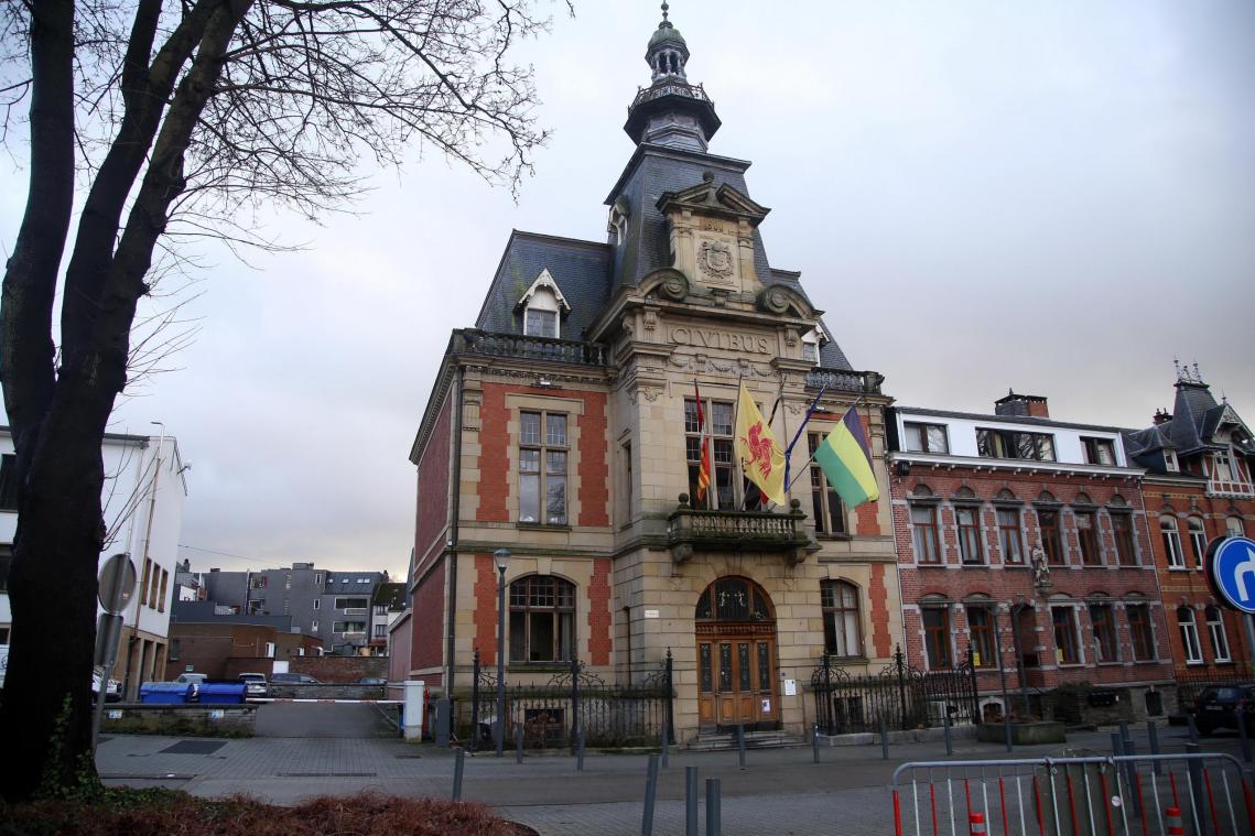 <p>Das Malmedyer Rathaus: Zum Jahreswechsel genehmigt der Stadtrat bedeutende Investitionen, vor allem in die Sport- und Kulturinfrastruktur.</p>