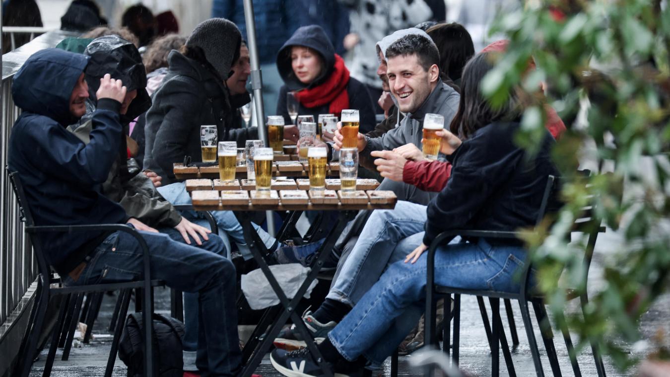 <p>Belgisches Bier gehört zu den besten Bieren überhaupt – in den Genuss sollen künftig aber nur Volljährige kommen.</p>