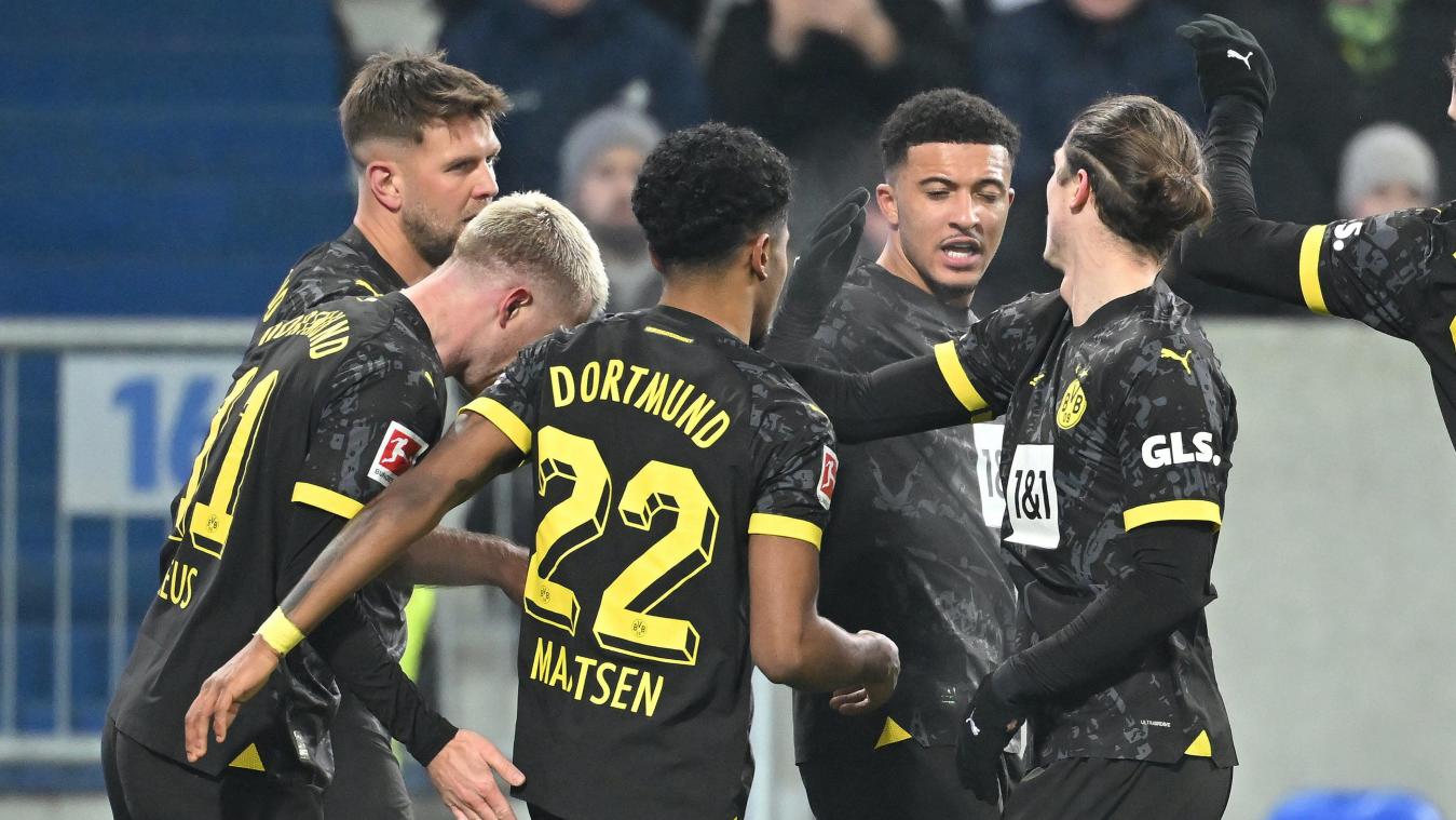 <p>Niclas Fuellkrug, Torschütze Marco Reus, Ian Maatsen, Jadon Sancho, Marcel Sabitzer feiern das 2:0 für Dortmund.</p>