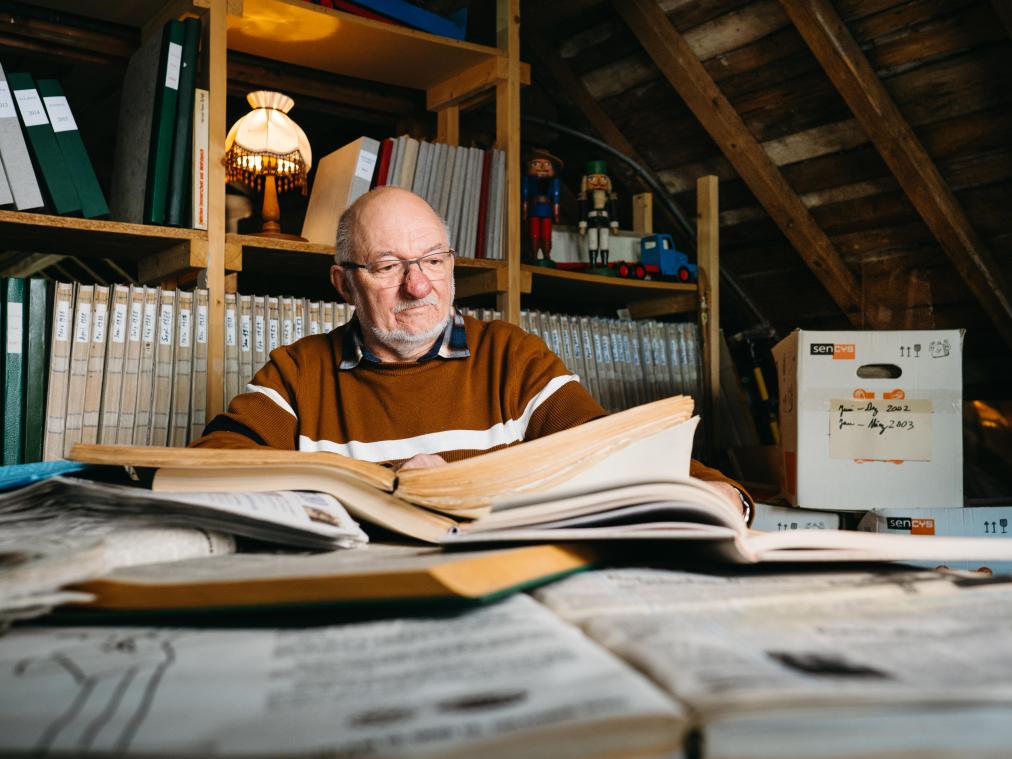 <p>Seit 1985 sammelt Klaus Biedermann jede einzelne GrenzEcho-Ausgabe. Sein privates Archiv umfasst rund 11.700 Zeitungen, die er alle selbst zu Monatsbänden gebunden hat.</p>