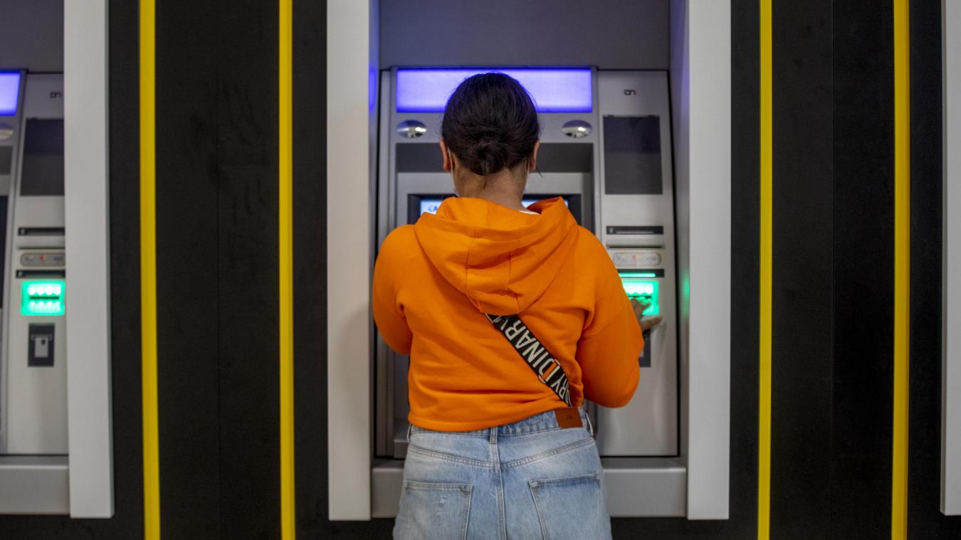 <p>Bancontact-Geldautomat der Batopin-Bankenallianz</p>