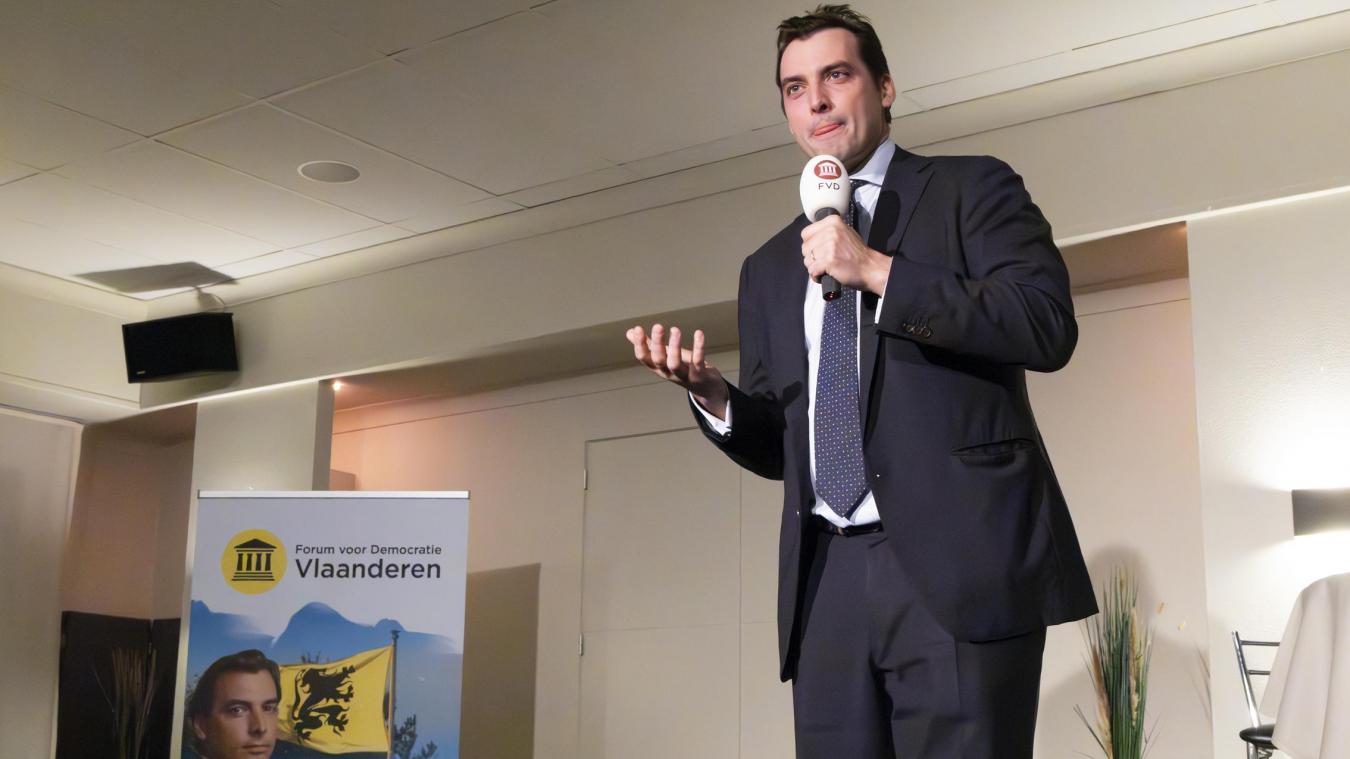 <p>Der niederländische Politiker Thierry Baudet bei dem Termin am Samstagabend in Genk</p>