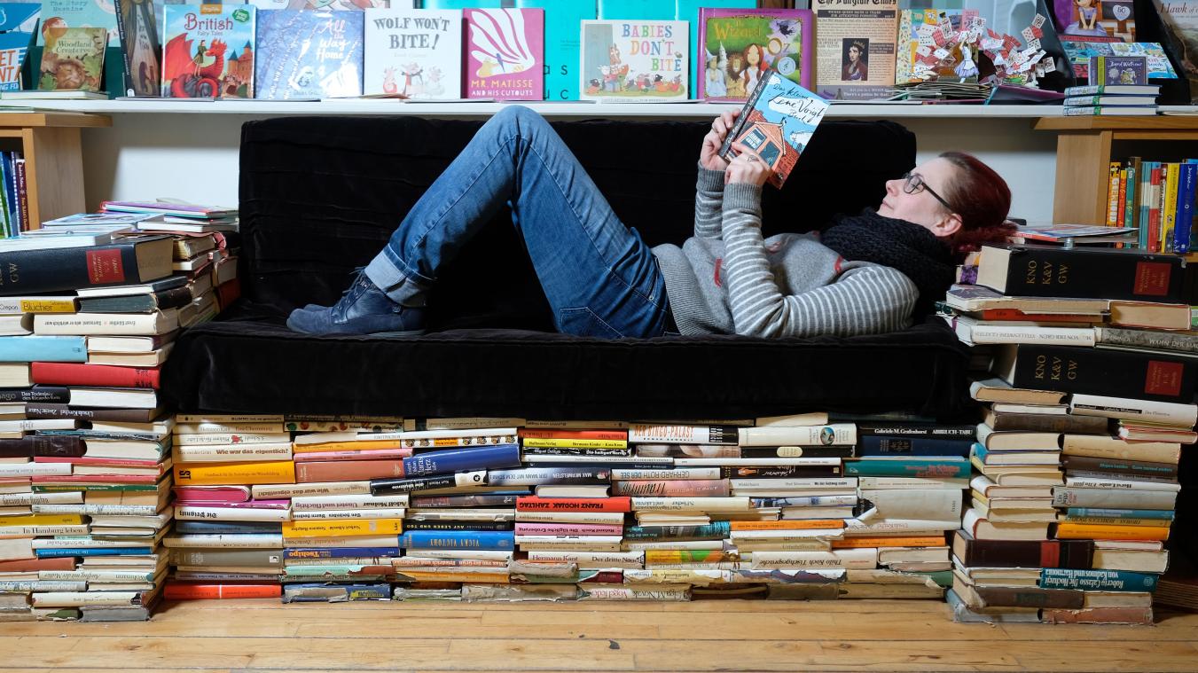 <p>Neue Studie von Statbel: Frauen lesen mehr als Männer</p>
