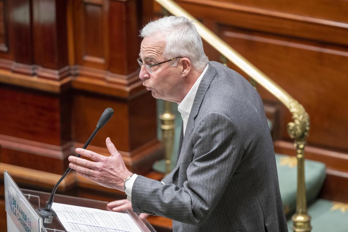 <p>Christian Leysen (Open VLD), Vorsitzender des Energieausschusses in der Abgeordnetenkammer,fiel am Dienstag mit einem ungewöhnlichen Vorgang auf.</p>