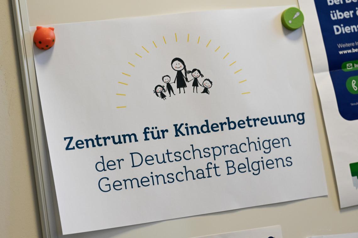 <p>Mit dem Start für das Zentrum der Deutschsprachigen Gemeinschaft für Kinderbetreuung sind umfangreiche organisatorische Änderungen für das Personal einhergegangen.</p>