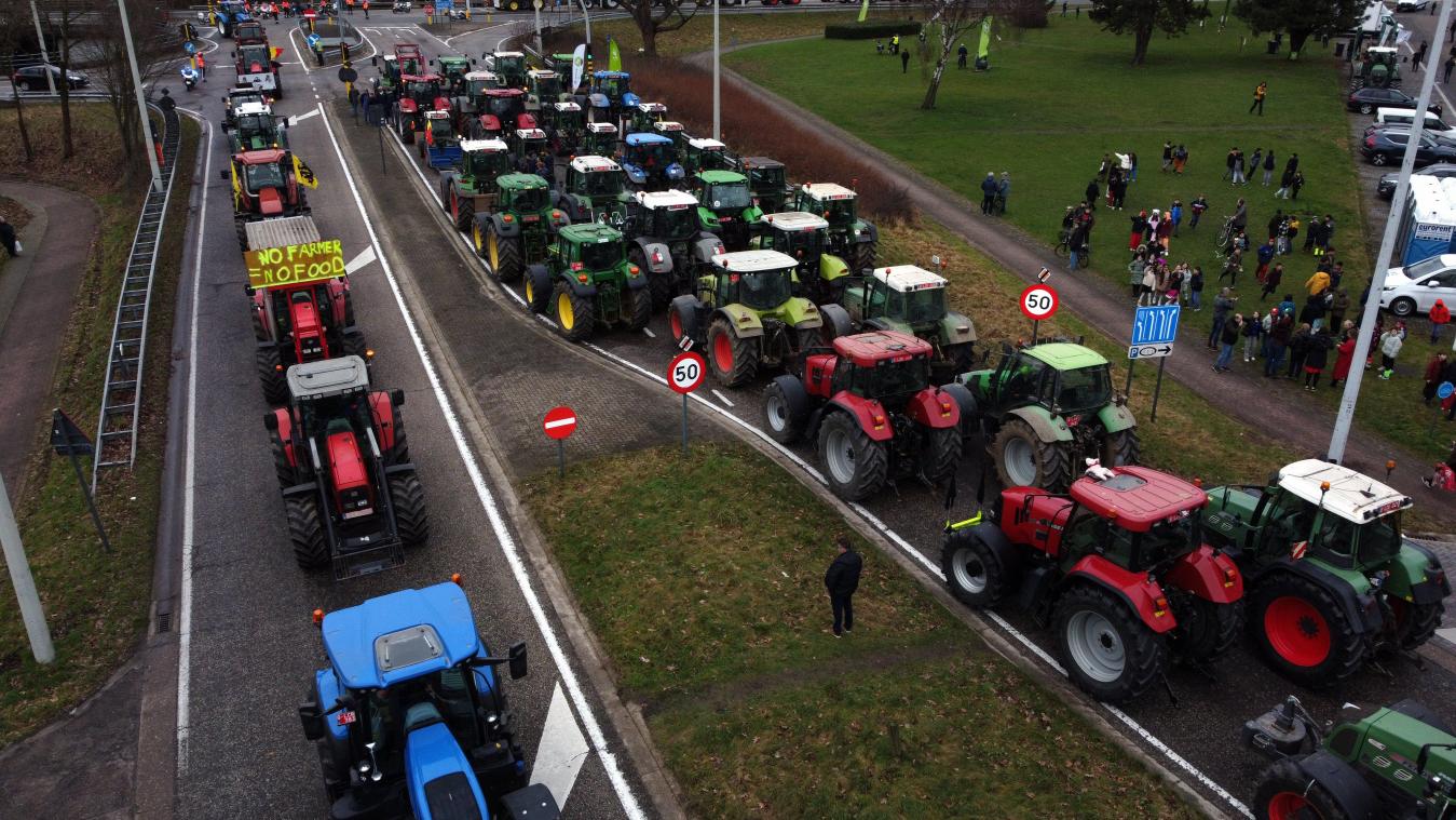 <p>Bei dem Protest in Genk wurden etwa 600 Traktoren gezählt.</p>