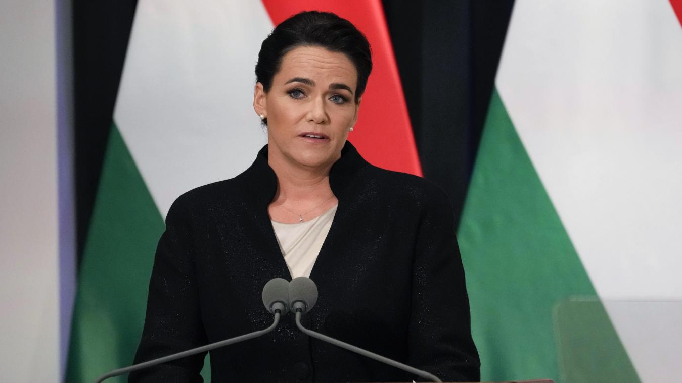<p>Ungarns Staatspräsidentin Katalin Novak ist am Samstag auf Druck von Opposition und Regierung zurückgetreten. Sie hatte einen Mann begnadigt, der wegen Beihilfe zu sexuellem Missbrauch von Minderjährigen verurteilt worden war.</p>