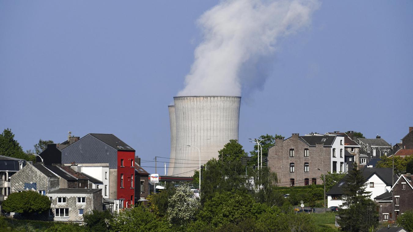 <p>Ein Blick auf das Atomkraftwerk in Tihange bei Huy</p>