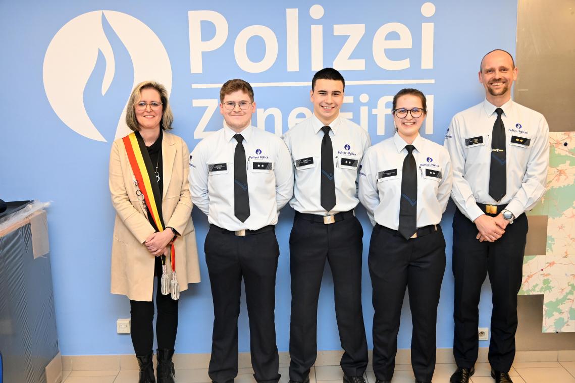 <p>Drei neue Inspektoren haben ihren Dienst in der Polizeizone Eifel angetreten</p>
