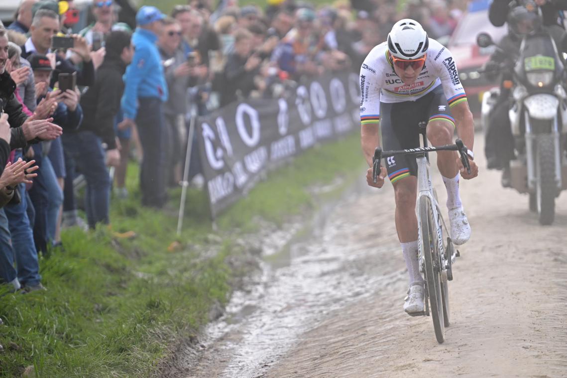 <p>Mathieu van der Poel war bei Paris-Roubaix nicht zu schlagen.</p>