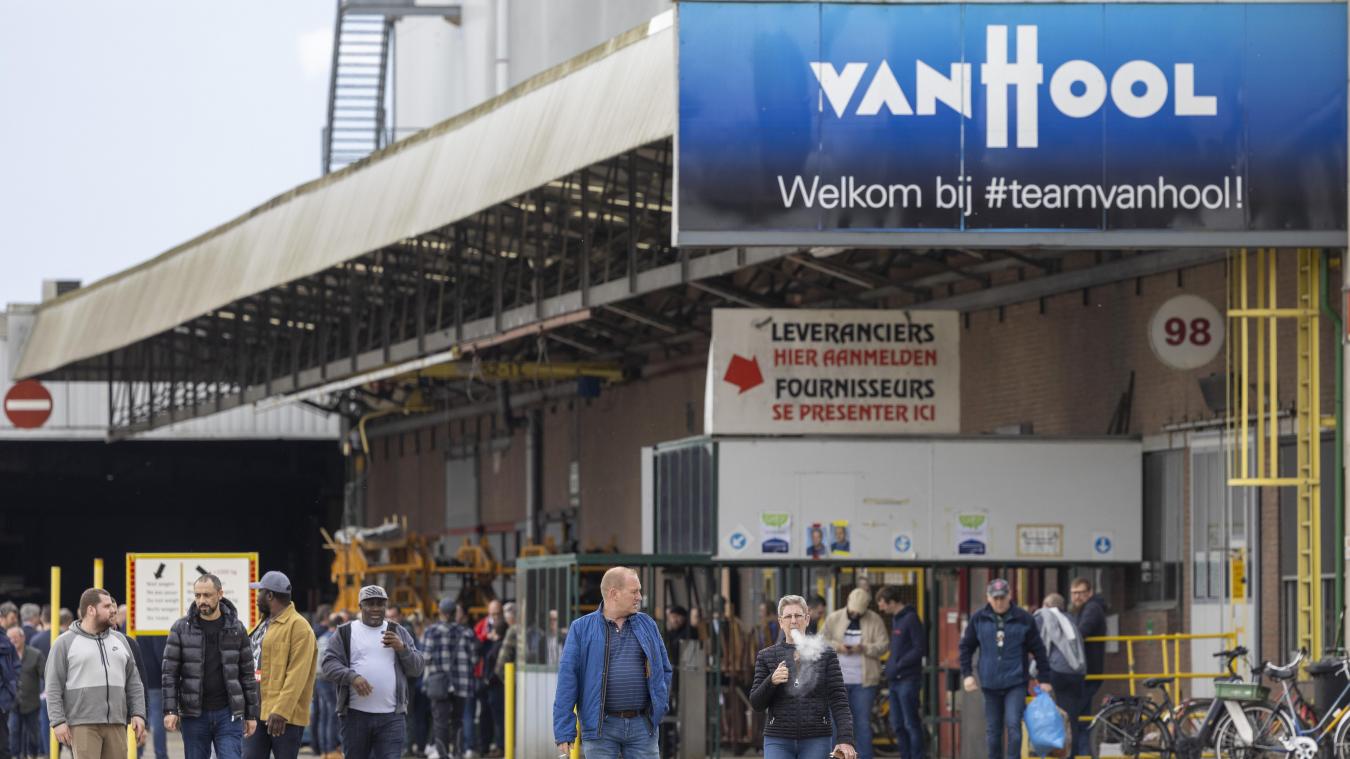 <p>Beim flämischen Autobusbauer Van Hool gehen 1.500 Arbeitsplätze verloren</p>