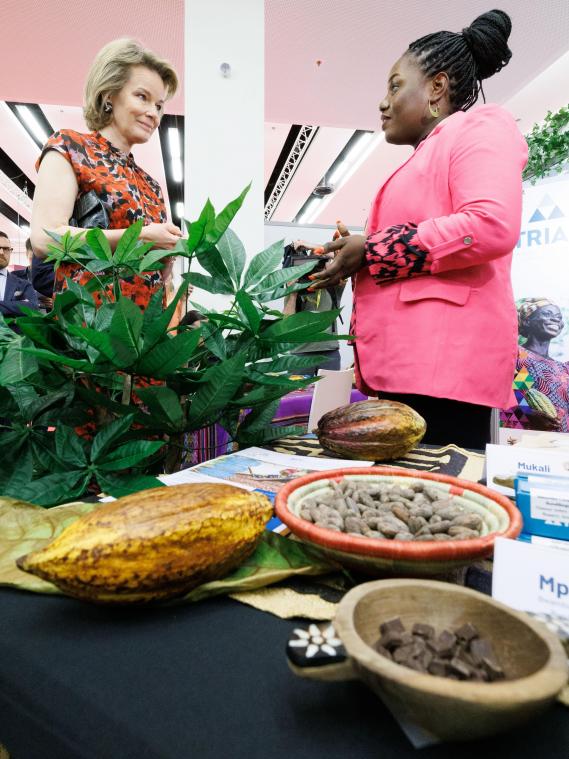 <p>Im Beisein von Königin Mathilde wurde am Montag die dreitägige Welt-Kakao-Konferenz in Brüssel eröffnet.</p>