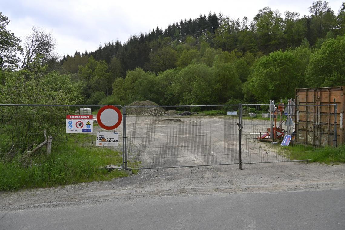 <p>Das Grundstück für die neue Feuwehrkaserne in Burg-Reuland hatte die Gemeinde bereits im Herbst 2018 erworben. Es soll der Hilfeleistungszone nun per Erbpachtvertrag zur Verfügung gestellt werden.</p>