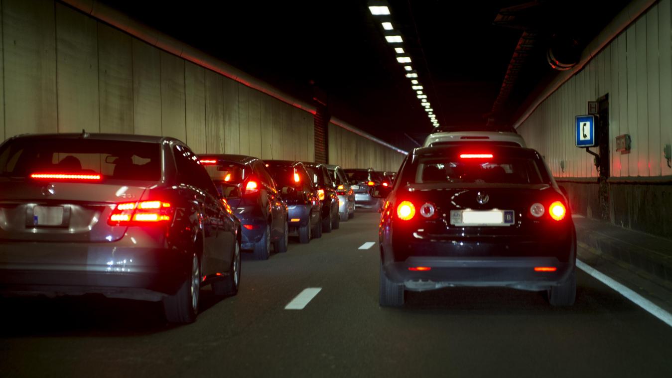 <p>Die sogenannte Zehnergruppe kritisiert die aktuelle Mobilitätssituation stark.</p>