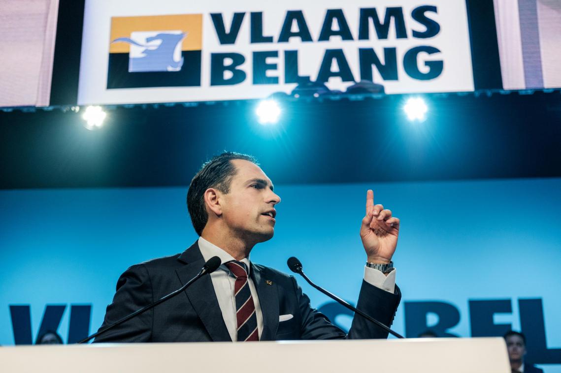 <p>Unzufriedene Arbeiter wählen extremer</p>
