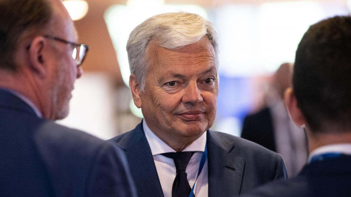 <p>Didier Reynders wartet auf das Wahlergebnis</p>