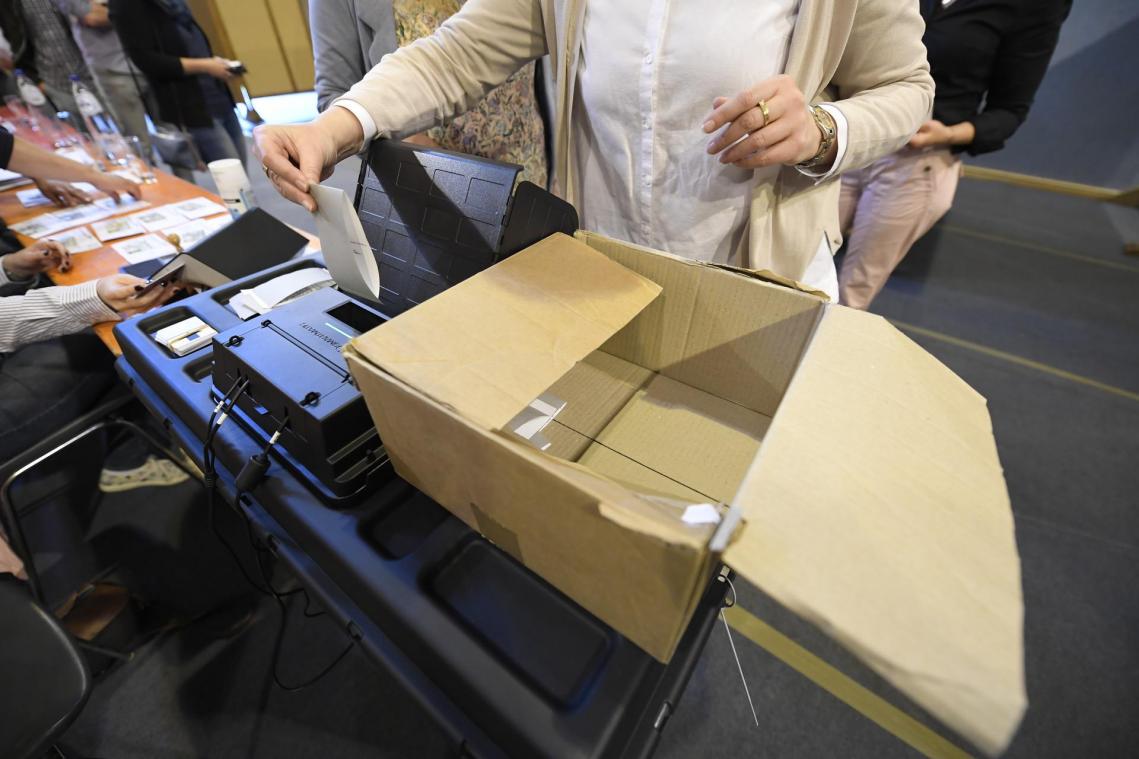 <p>Es gab etliche Wahlbüros, in denen am vergangenen 9. Juni Fehler bei der Verteilung der Chipkarten gemacht wurden.</p>