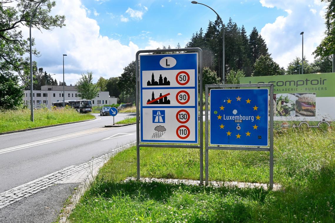 <p>Täglich fahren mehr als 4.000 Ostbelgier über die Grenze nach Luxemburg zur Arbeit. Laut Statistikamt Statec verdienen sie im Durchschnitt 29 Prozent weniger als ihre ortsansässigen Kollegen.</p>