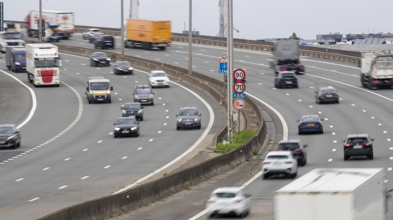 <p>Das Fahrverbot gilt derzeit jedes Wochenende von 23 Uhr am Freitagabend bis 4 Uhr am Montagmorgen. Wann das Verbot enden wird, ist noch nicht ganz klar.</p>