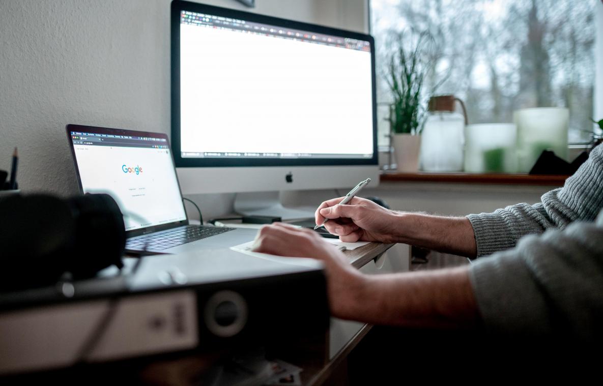 <p>In Belgien gibt es immer mehr Firmen, die sich wünschen, dass ihre Mitarbeiter öfter Präsenz im Büro zeigen.</p>