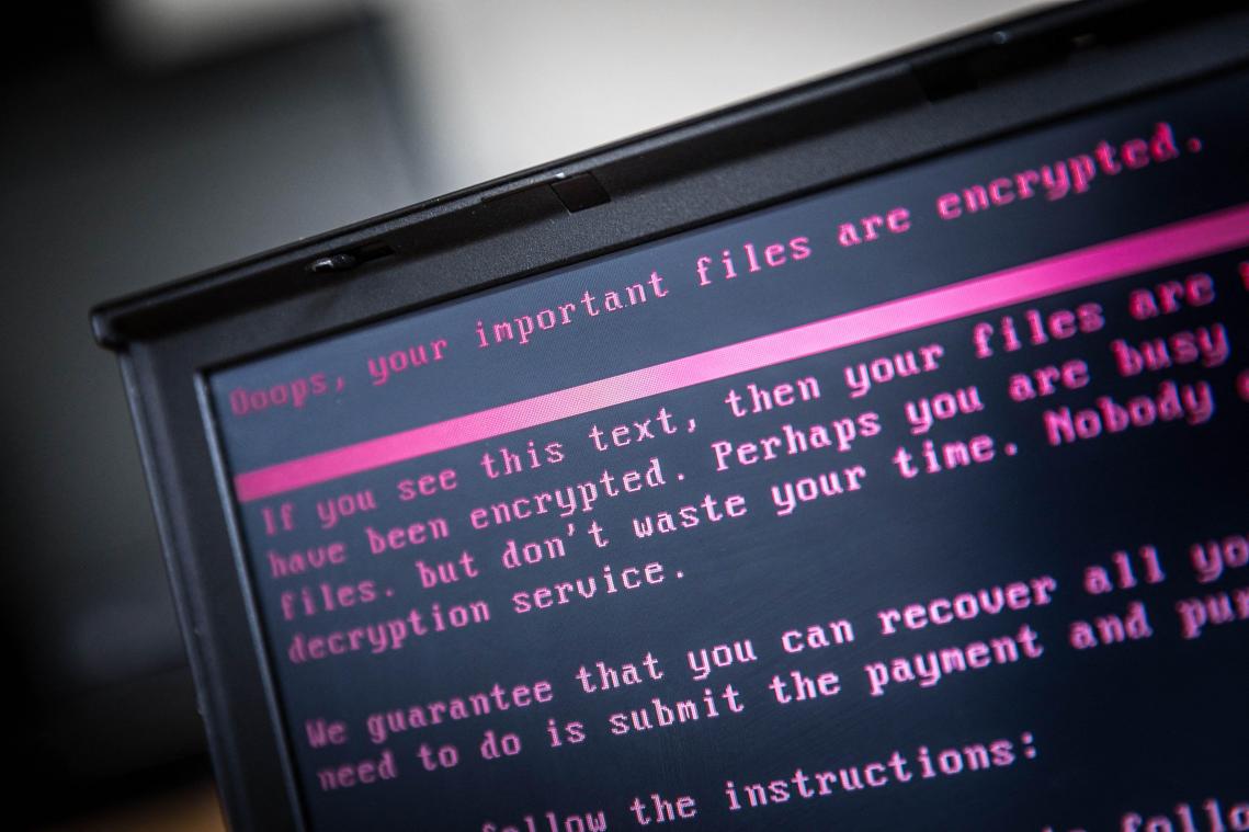 <p>So wie am Montag legten Hacker auch am Dienstag wieder etliche öffentliche Einrichtungen im Land lahm.</p>