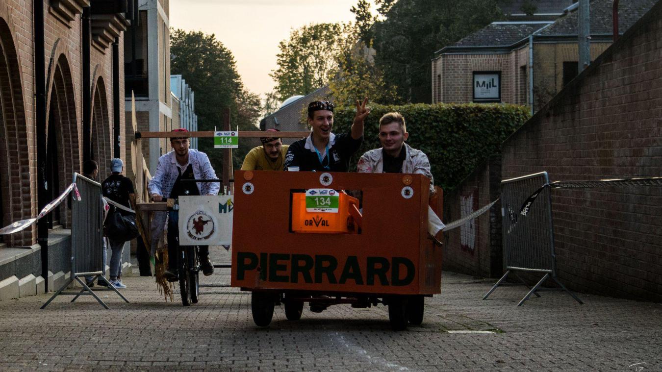 <p>Die folkloristischen Fahrräder sind eines der Höhepunkte der Großveranstaltung.</p>