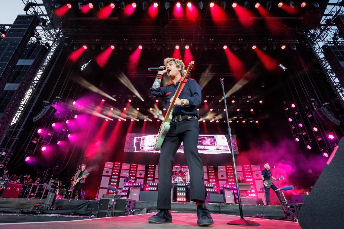 <p>Green Day</p>