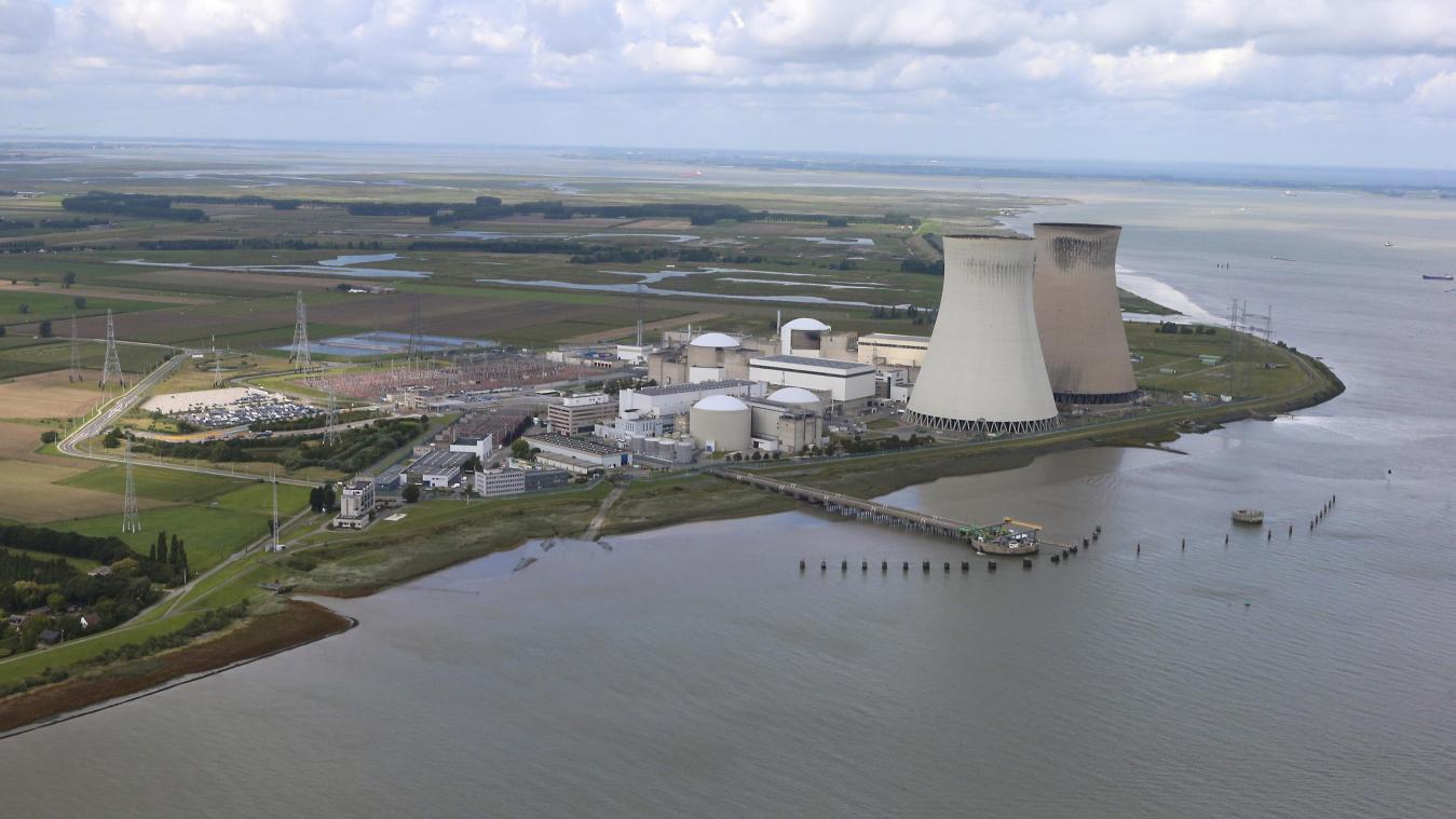 <p>Das Kernkraftwerk von Doel befindet sich im Hafen von Antwerpen am linken Ufer der Schelde.</p>