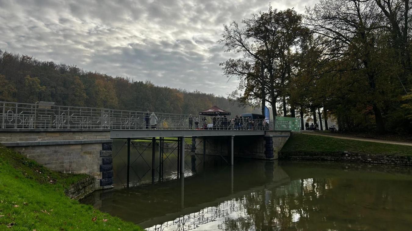 <p>Ein Blick auf die frisch renovierte Brücke</p>