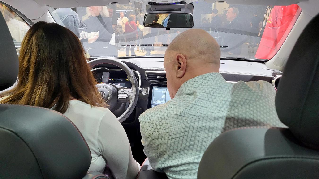 <p>Der Autosalon in Brüssel ist nicht nur eine Messe für Automobilenthusiasten, sondern auch eine Gelegenheit für attraktive Finanzierungsangebote.</p>
