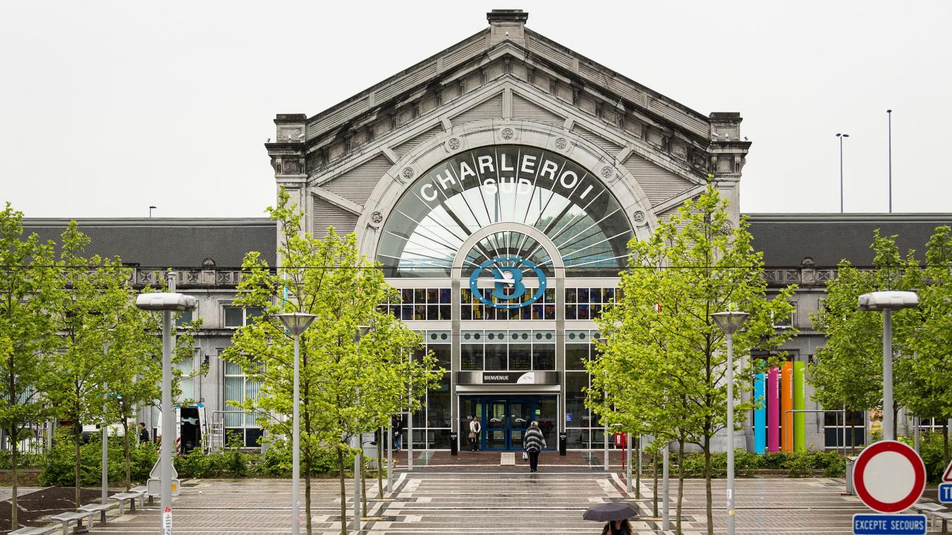 <p>Ein auf den Bahnhof von Charleroi</p>