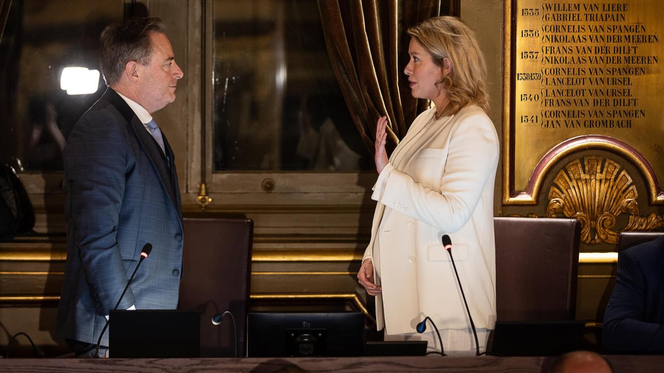 <p>Machtwechsel in Antwerpen: Els van Doesburg übernimmt für Bart De Wever.</p>