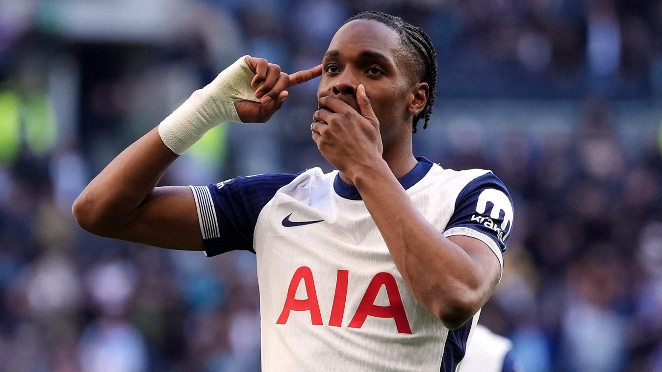 <p>Mathys Tel behält das Tottenham-Trikot weiter an.</p>