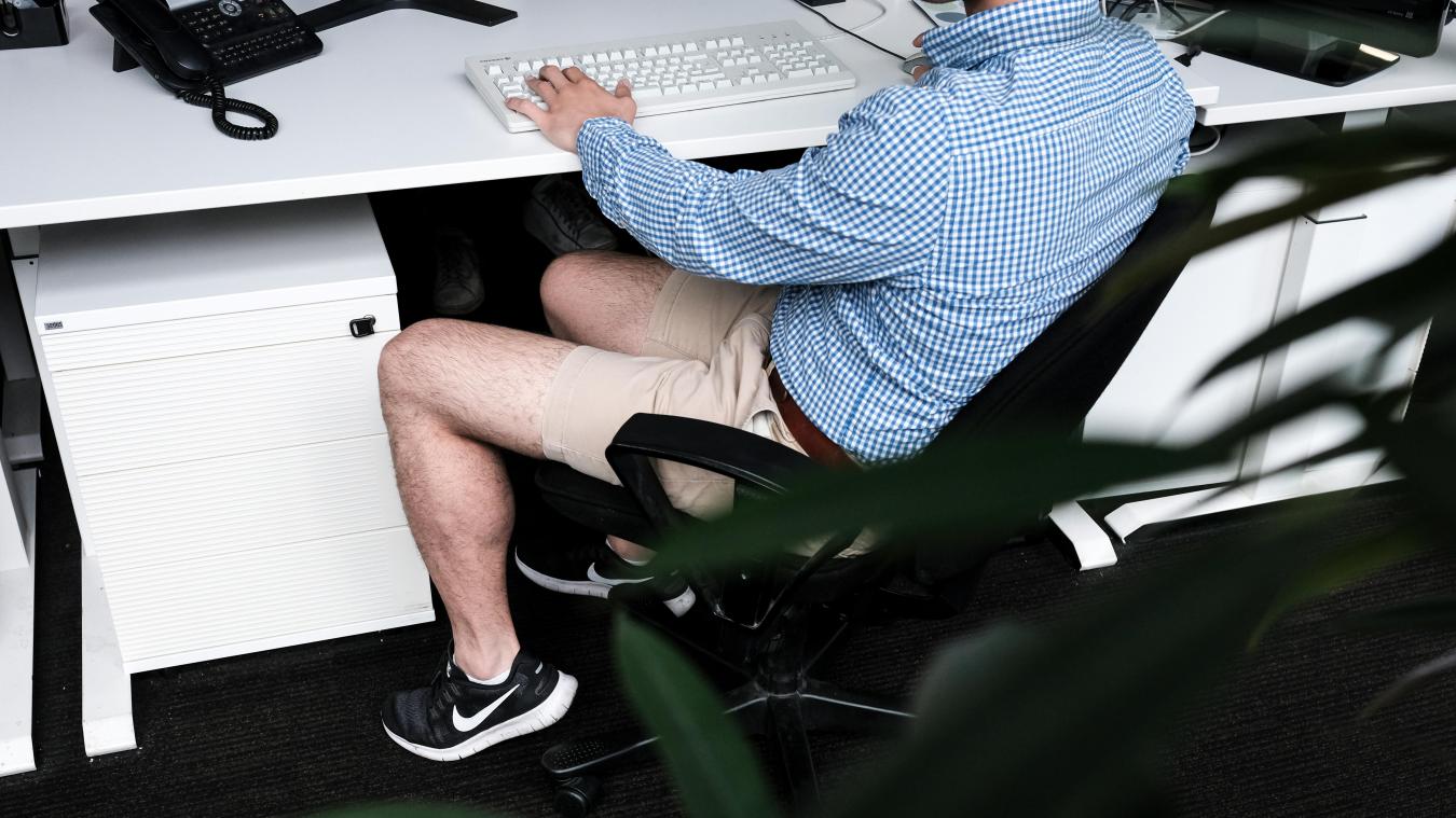 <p>Darf man in kurzer Hose zur Arbeit?</p>