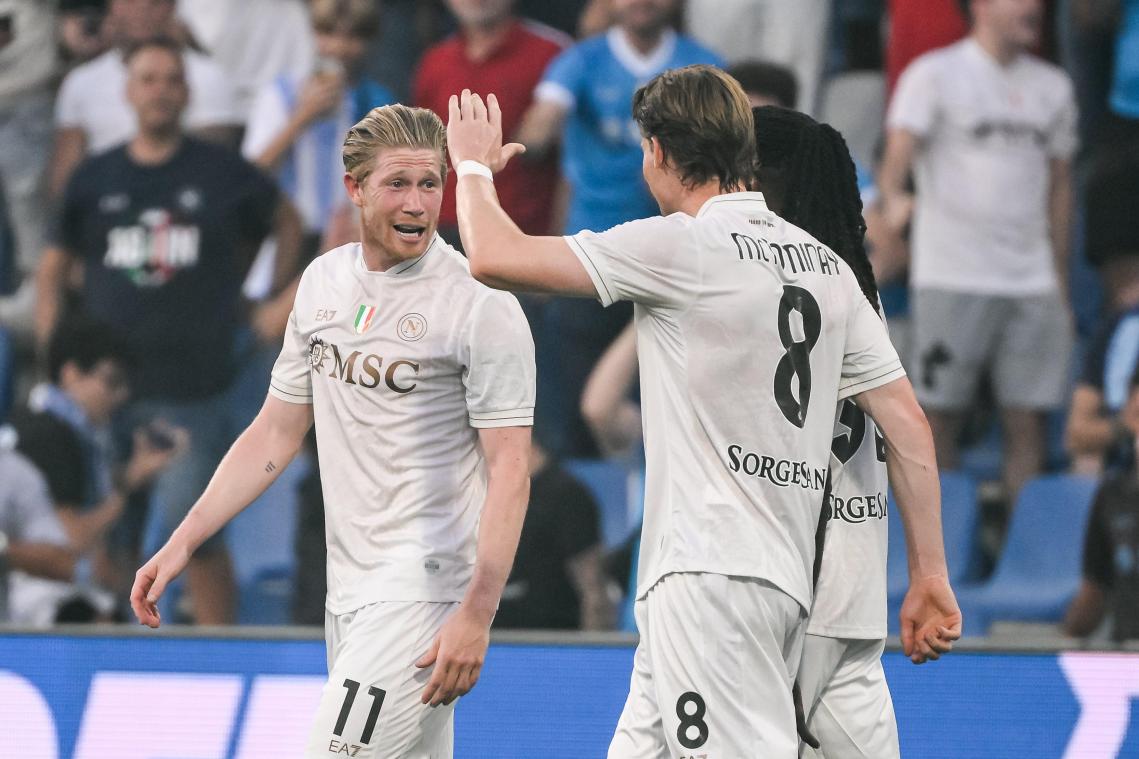 <p>Debüt geglückt: De Bruyne (links) hat für Neapel in der Serie A getroffen.</p>