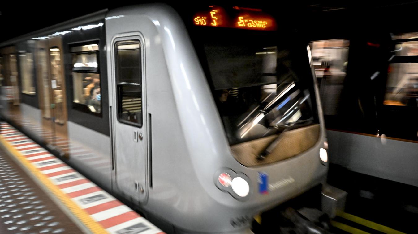 <p>Lebensgefahr in der Brüsseler Metro: Immer mehr Menschen sind unerlaubt auf den Gleisen unterwegs.</p>