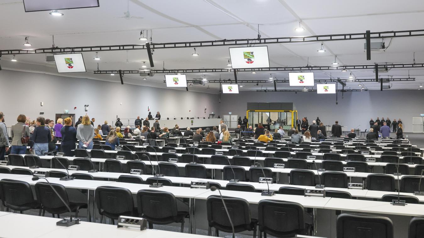 <p>Blick in den temporären Gerichtsgebäude des Landgerichtes Magdeburg. Dorthat am Morgen der Prozess gegen al-Abdulmohsen begonnen.</p>