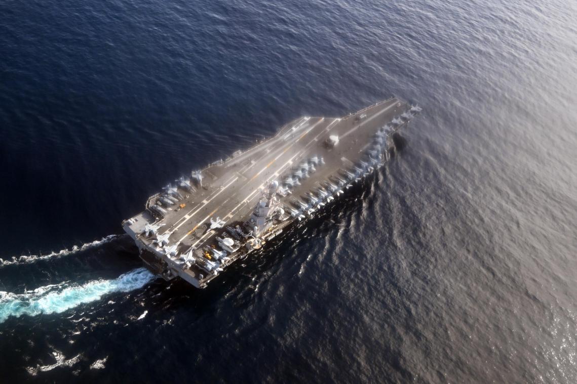 <p>Der Flugzeugträger USS Gerald R. Ford fährt durch die Nordsee.</p>
