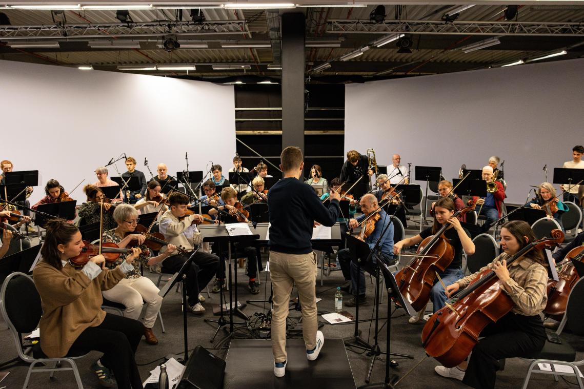<p>Die letzten Proben und Vorbereitungen laufen auf Hochtouren: Am Samstag feiert das Musical „Miniera“ in der Eventlocation Premiere.</p>