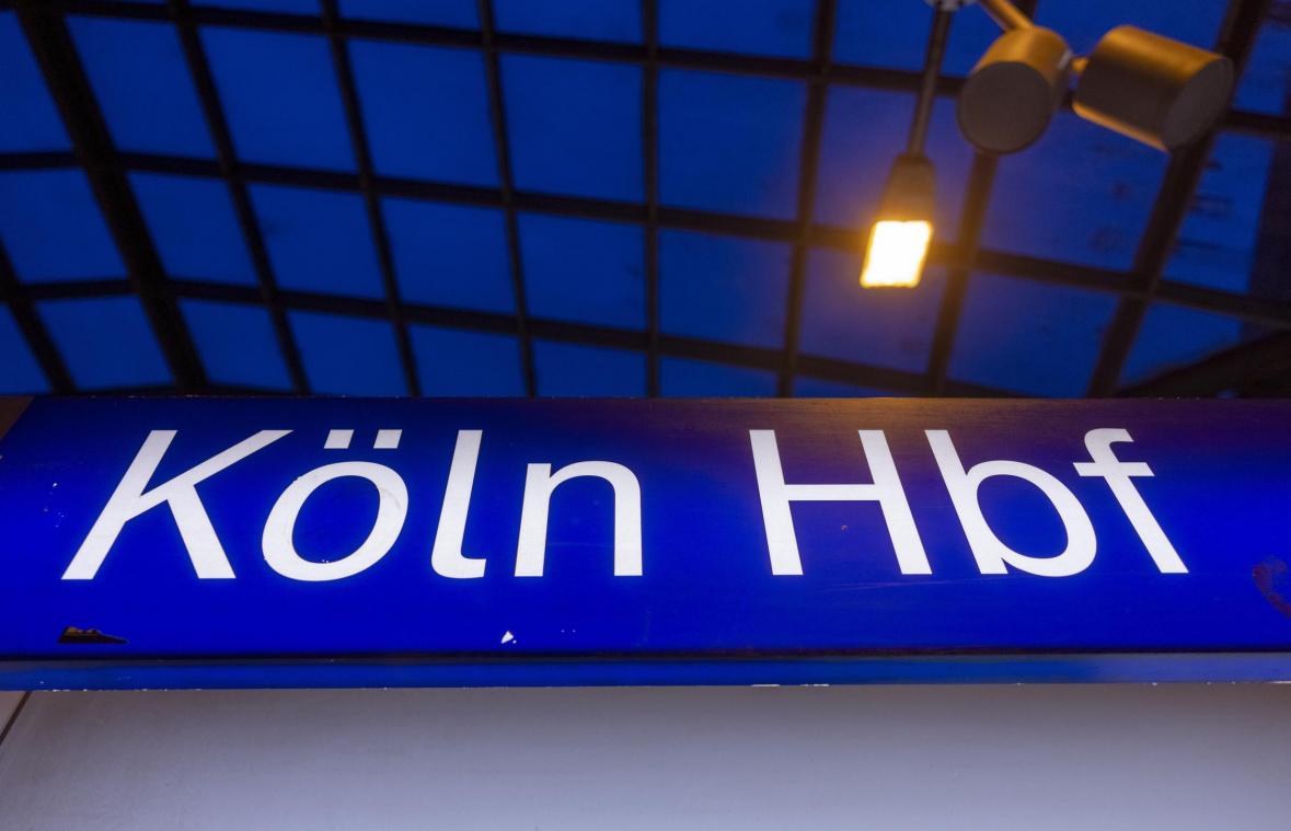 <p>Ab dem 24. November, 5.00 Uhr, soll der Fern- und Regionalverkehr wieder uneingeschränkt direkt über den Kölner Hauptbahnhof rollen.</p>